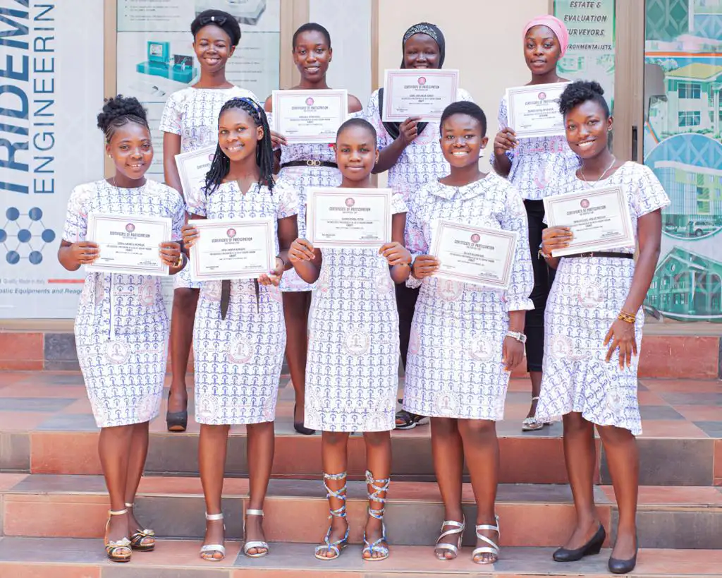 W3 Initiative - SHEVet Academy Graduates with certificate